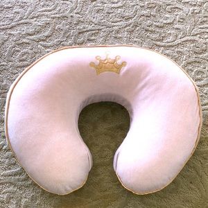 Boppy Luxe feeding and sitting support